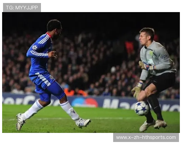 反击中前锋精准停球冷静推射破网:极致技战与装备的完美协奏 反击中前锋精准停球冷静推射破网:极致技战与装备的完美协奏